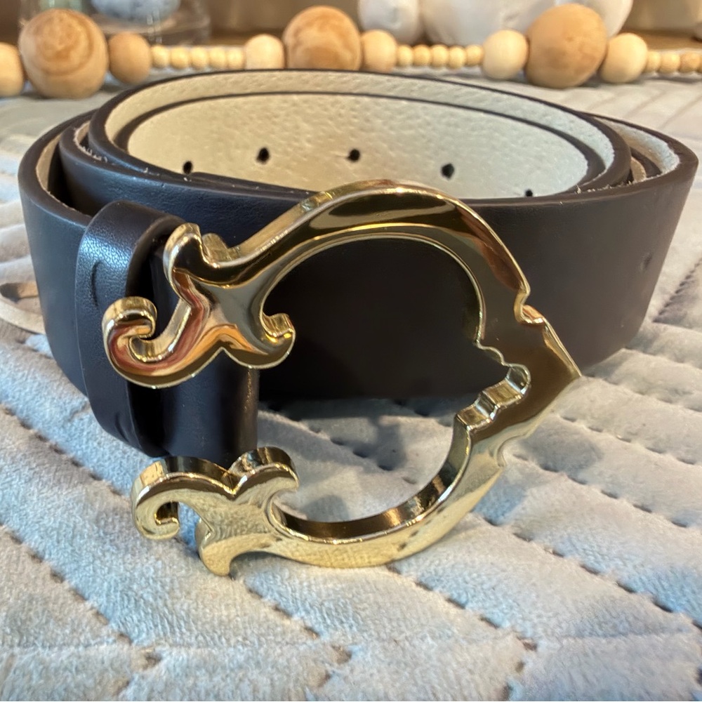 C Wonder Women’s  Leather Belt with Ornate Gold Buckle - Black